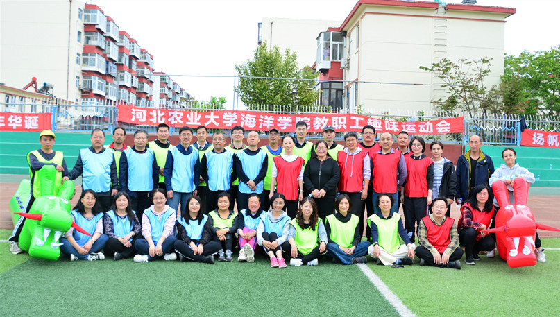 合影.jpg